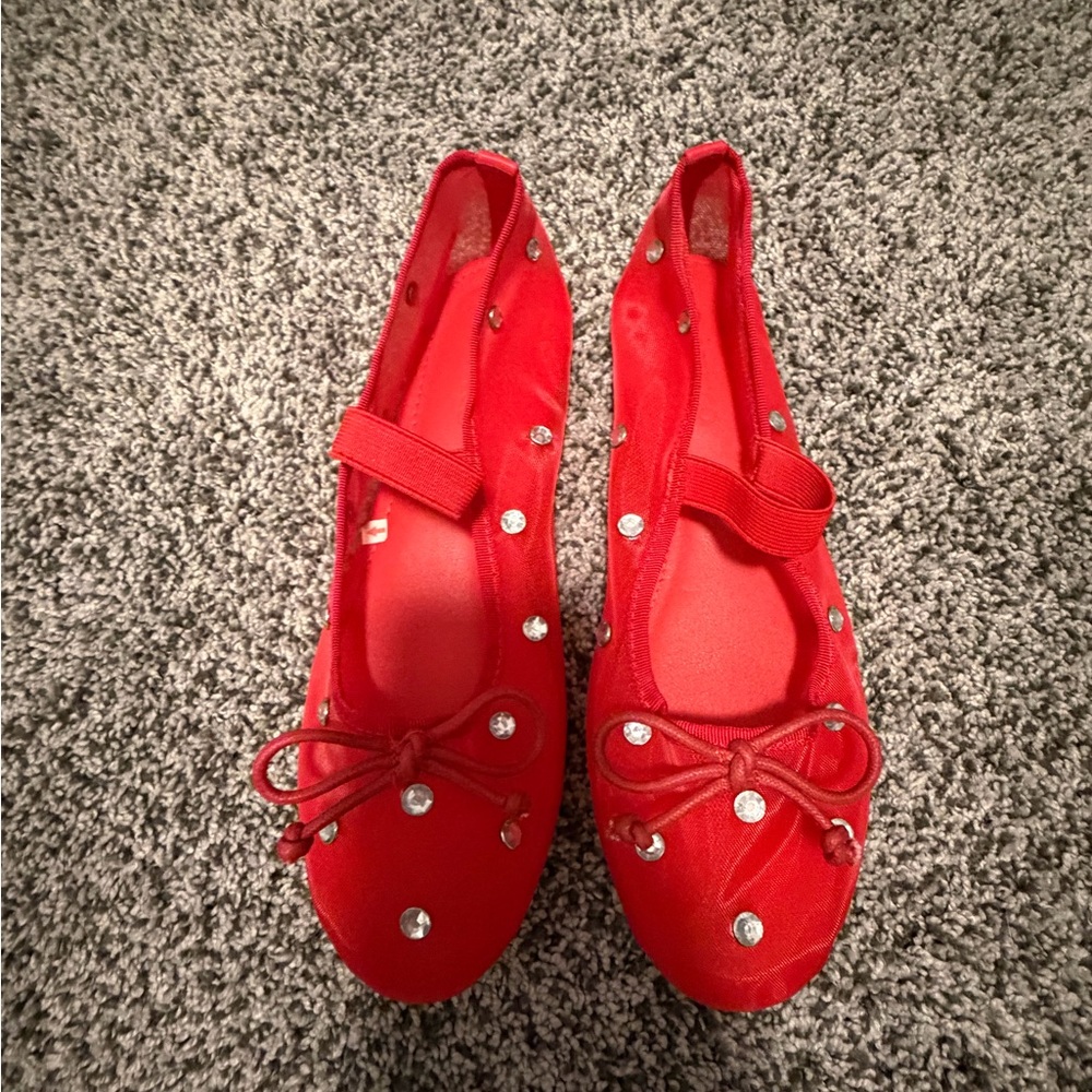 Coutgo Maryjane Red Embellished Ballet Flats with Bow
